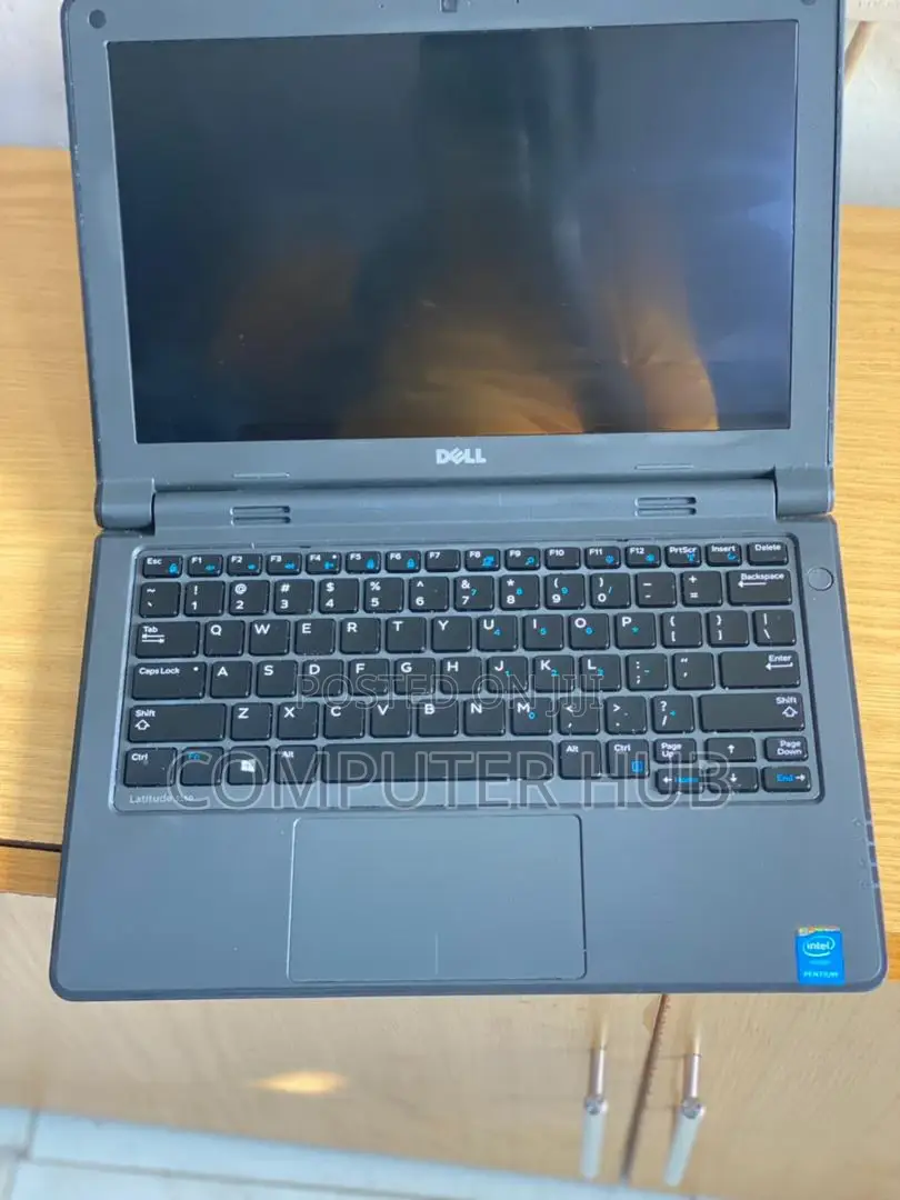 Laptop Dell Latitude 11 3180 4GB Intel Pentium HDD 500GB
