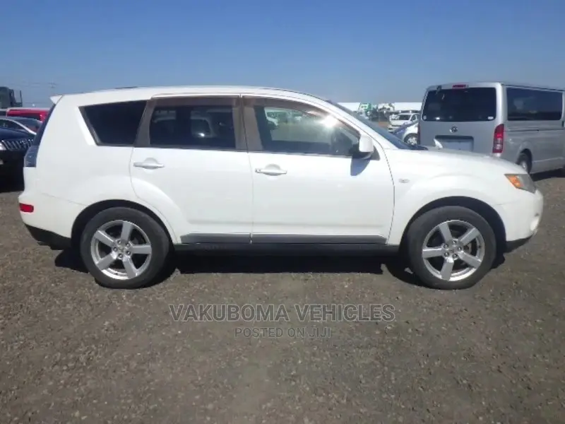 Mitsubishi Outlander 2007 White