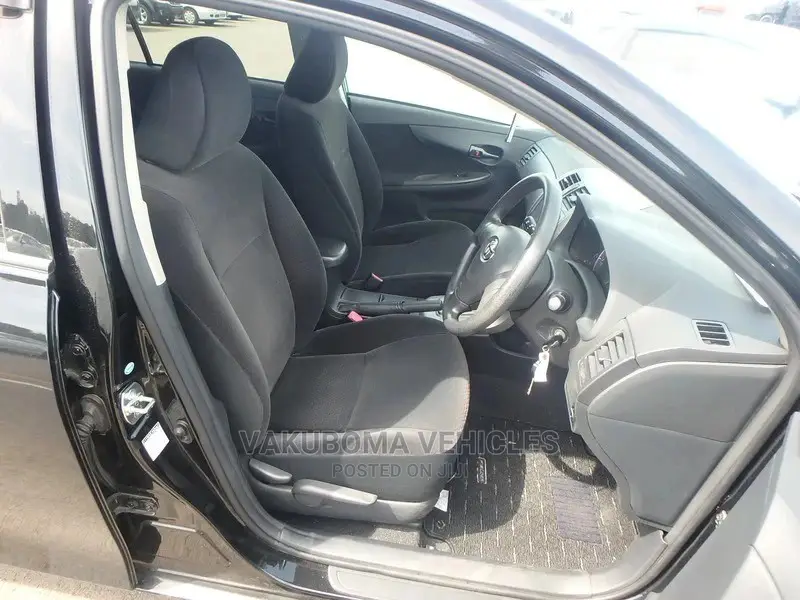 Toyota Corolla Fielder 2010 Black