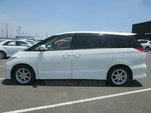 Toyota Estima 2007 White