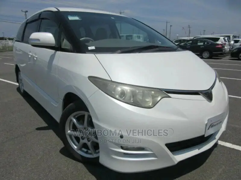 Toyota Estima 2007 White