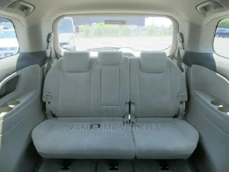 Toyota Estima 2007 White