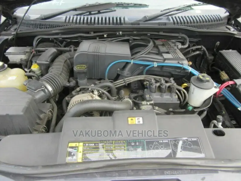 Ford Explorer 2001 Blue