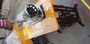 Daich Sewing Machine