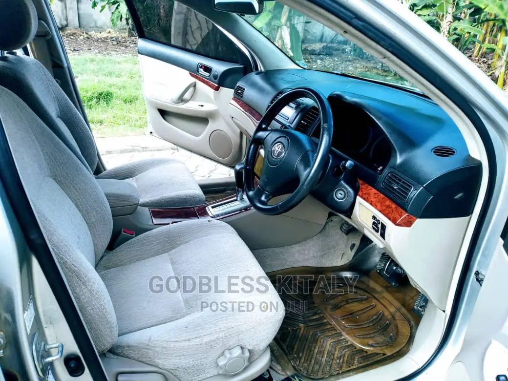 Toyota Premio 2003 Silver