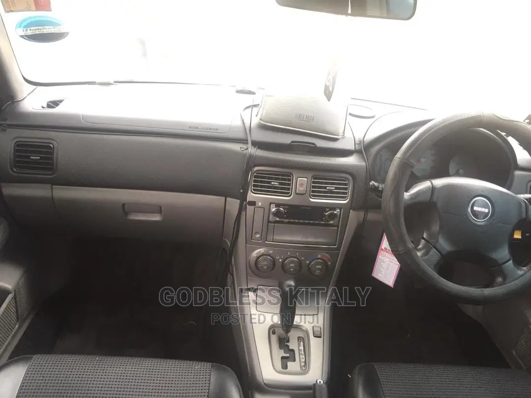 Subaru Forester 2002 Gold