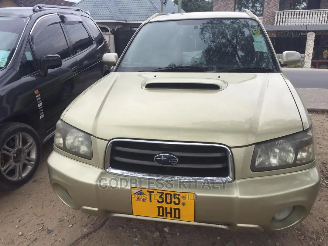 Subaru Forester 2002 Gold