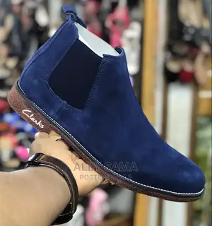 Clarks Black