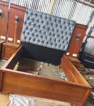 Hard Wood Bed Design