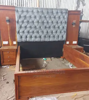 Hard Wood Bed Design