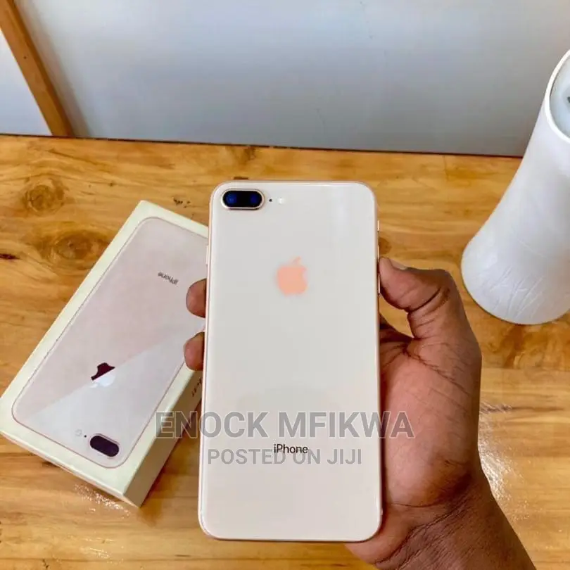 New Apple iPhone 8 Plus 64 GB White