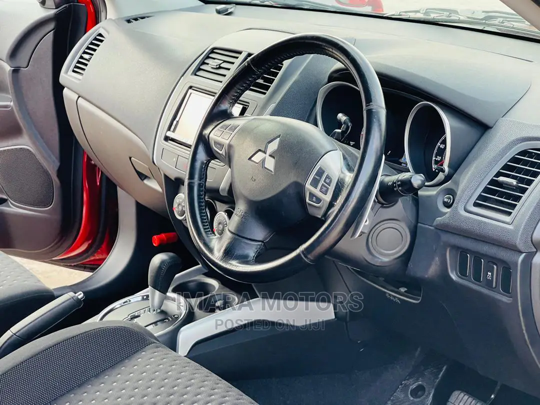 Mitsubishi RVR 2010 Red