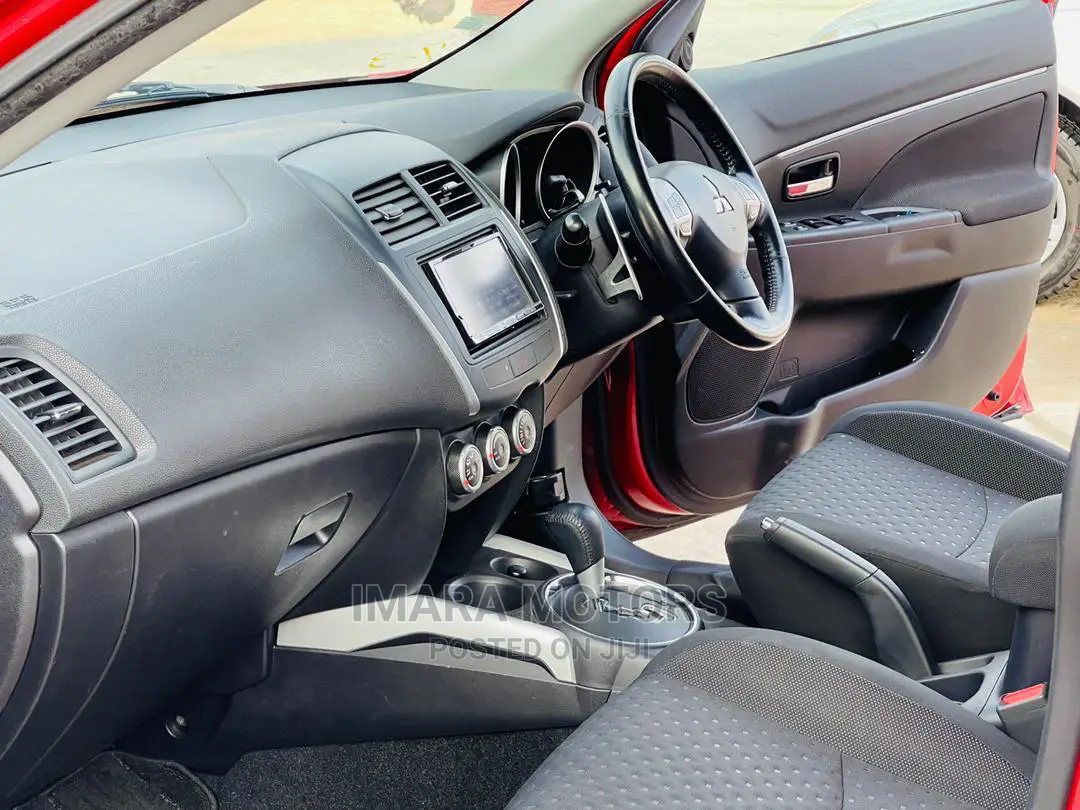 Mitsubishi RVR 2010 Red