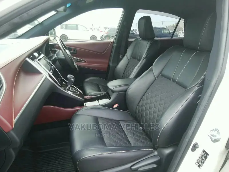Toyota Harrier 2014 Pearl
