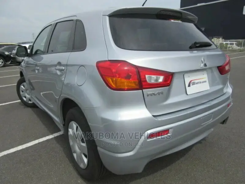 Mitsubishi RVR 2010 Silver