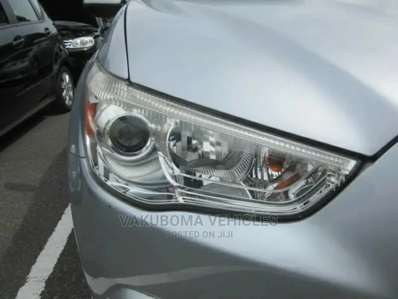 Mitsubishi RVR 2010 Silver