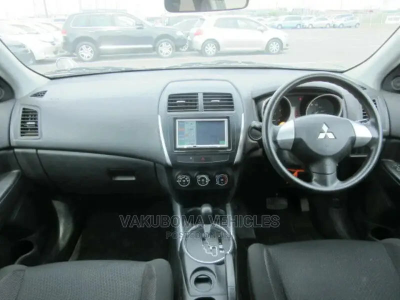 Mitsubishi RVR 2010 Silver