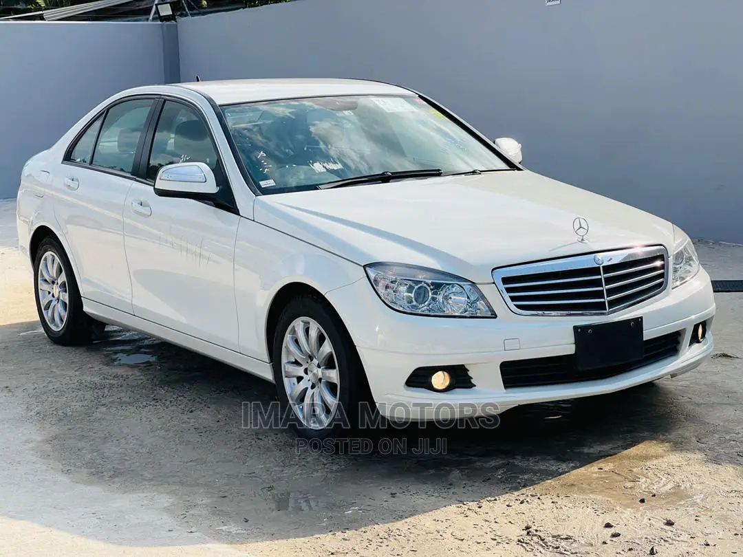 Mercedes-Benz C-Class 2008 White