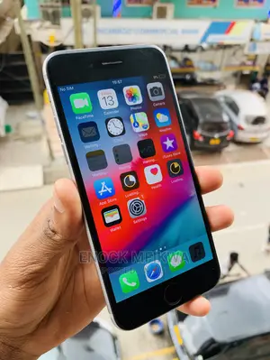 Apple iPhone 6 16 GB Silver