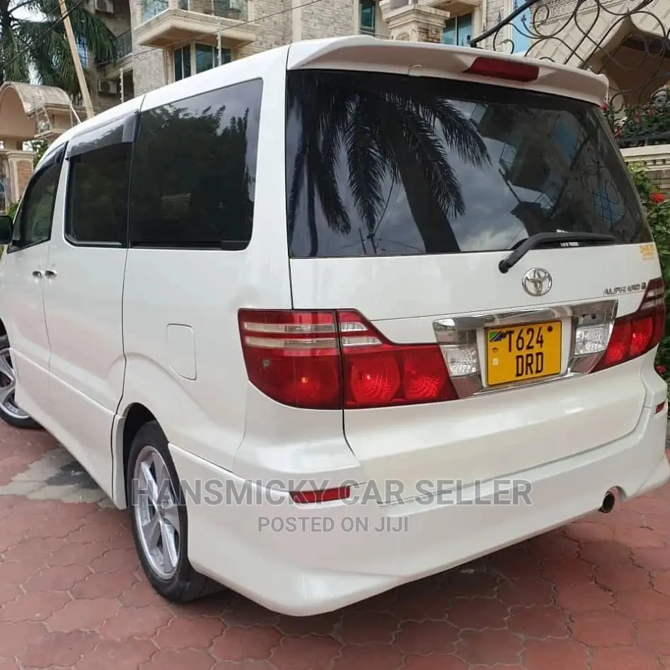 Toyota Alphard 2006 White