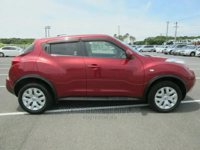 Nissan Juke 2010 Red