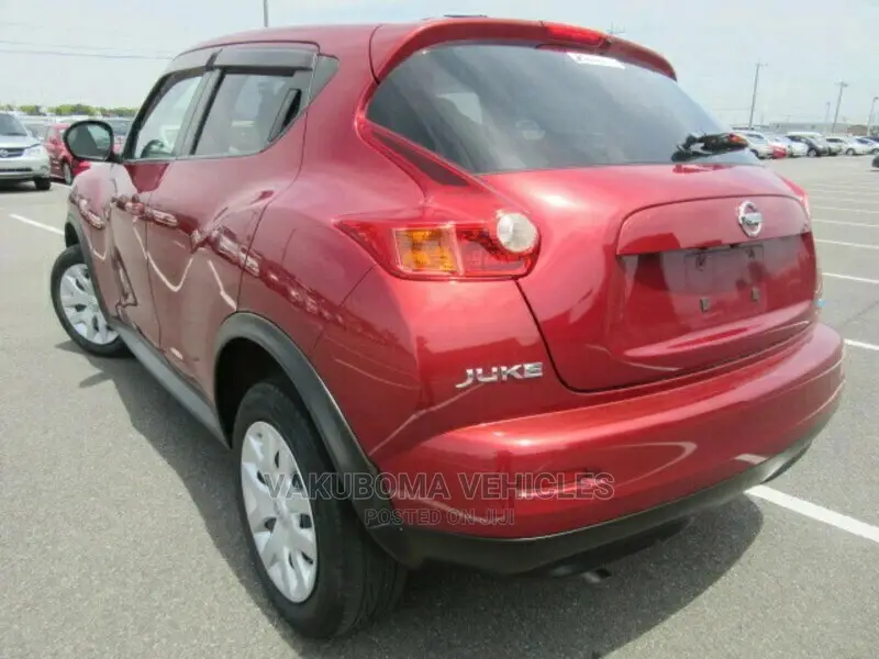 Nissan Juke 2010 Red
