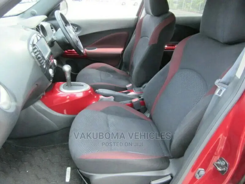 Nissan Juke 2010 Red