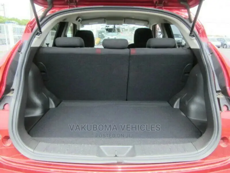 Nissan Juke 2010 Red