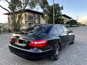 Mercedes-Benz E250 2011