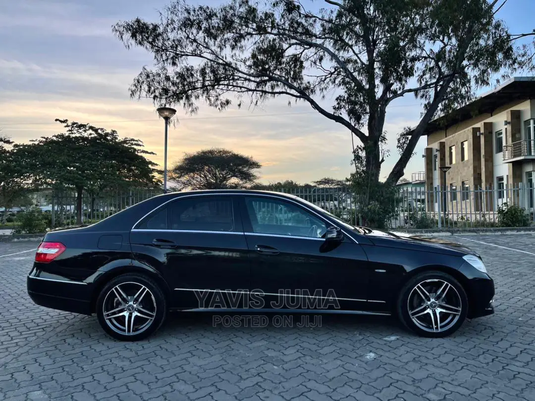 Mercedes-Benz E250 2011