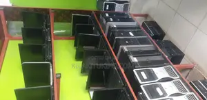 Desktop Computer Apple Mac Pro 4GB Intel Core 2 Duo HDD 256GB