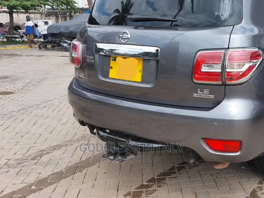 Nissan Patrol 2014 Beige