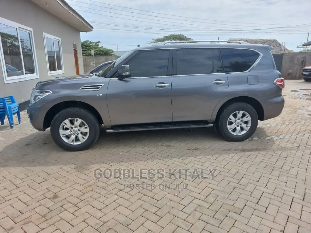 Nissan Patrol 2014 Beige