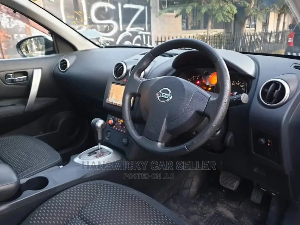 Nissan Dualis 2009 Gray