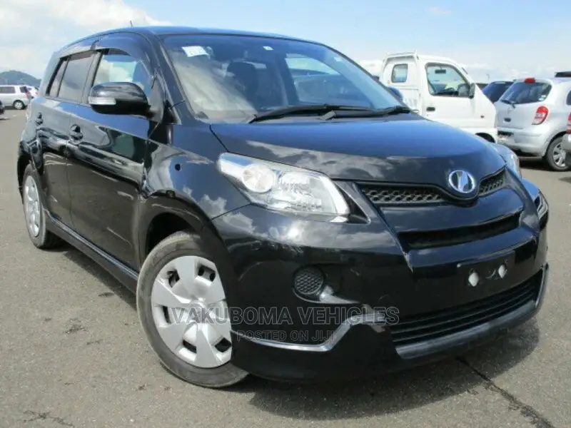 Toyota IST 2008 Black