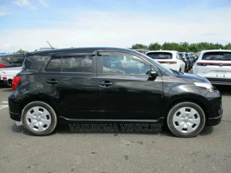 Toyota IST 2008 Black