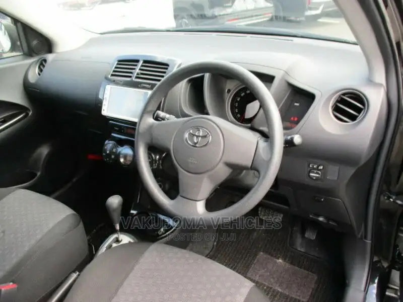Toyota IST 2008 Black