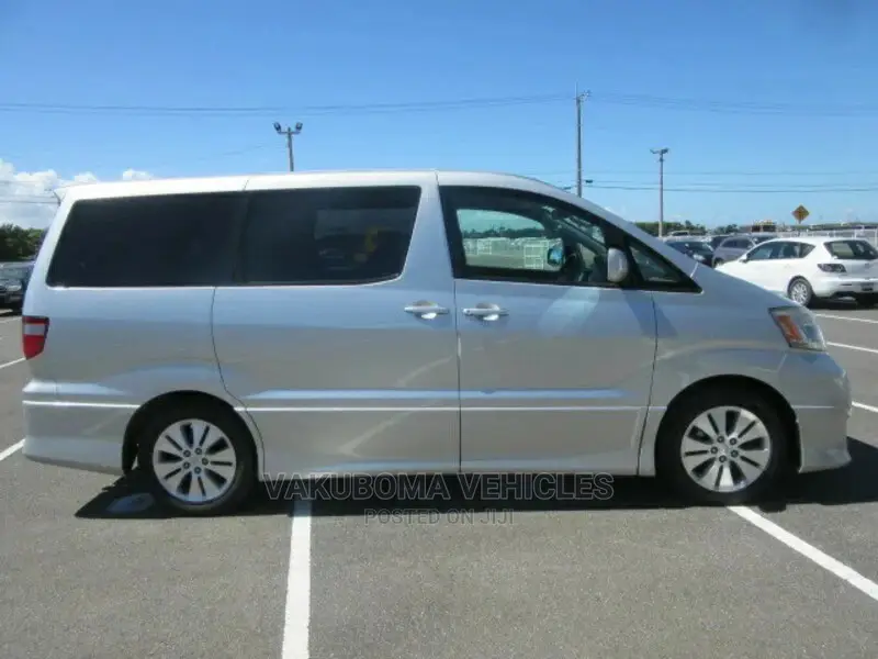Toyota Alphard 2003 Silver
