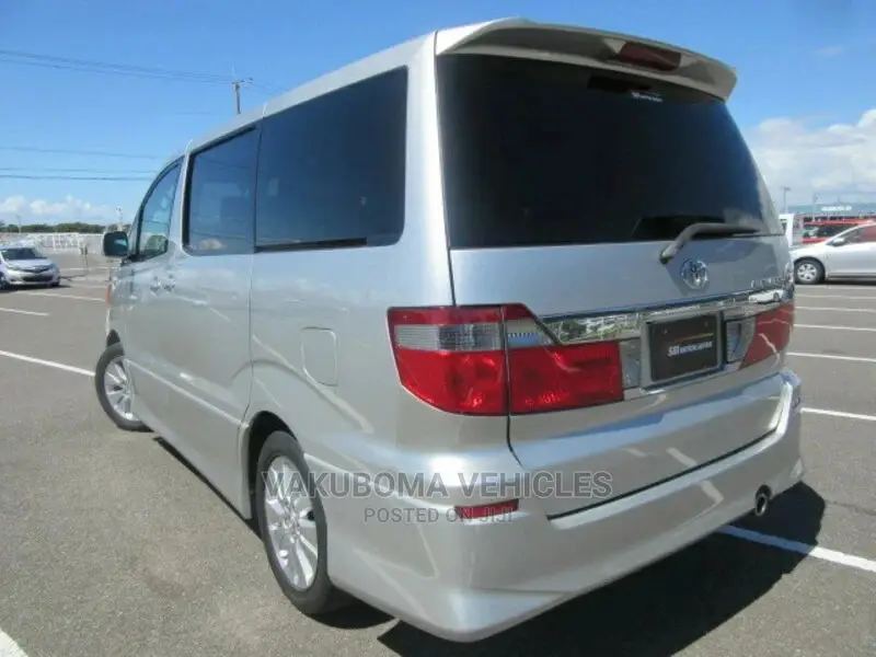 Toyota Alphard 2003 Silver