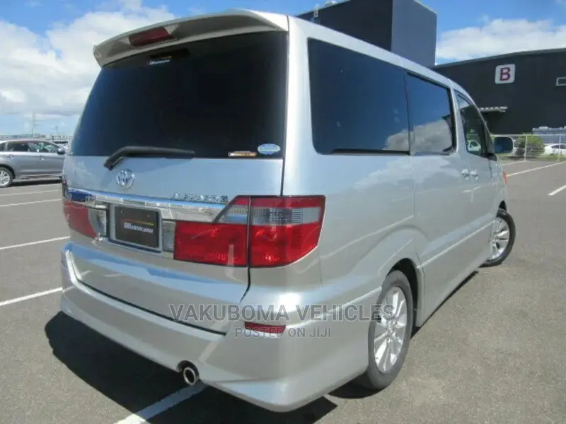 Toyota Alphard 2003 Silver