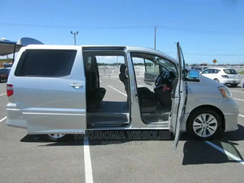Toyota Alphard 2003 Silver