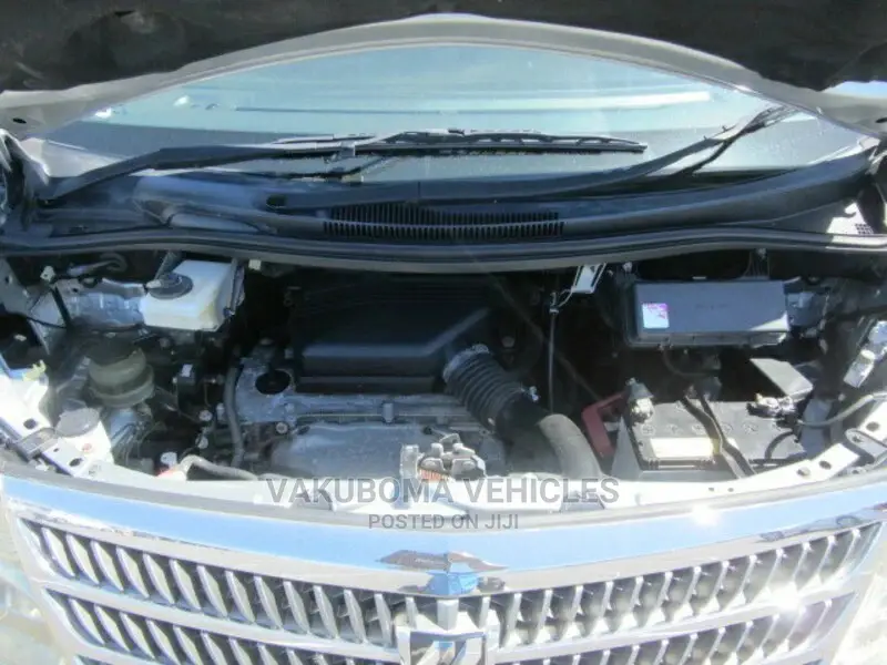 Toyota Alphard 2003 Silver