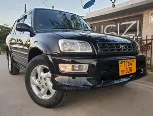Toyota RAV4 1998 Black