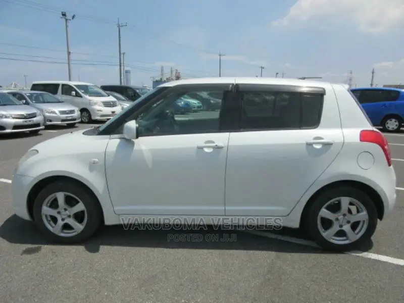 Suzuki Swift 2009 White