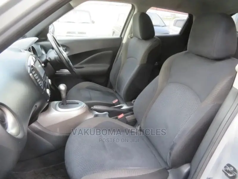 Nissan Juke 2011 Silver