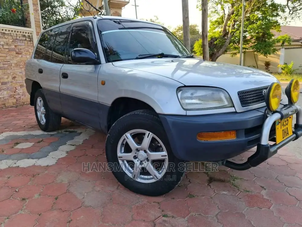 Toyota RAV4 1997 Silver