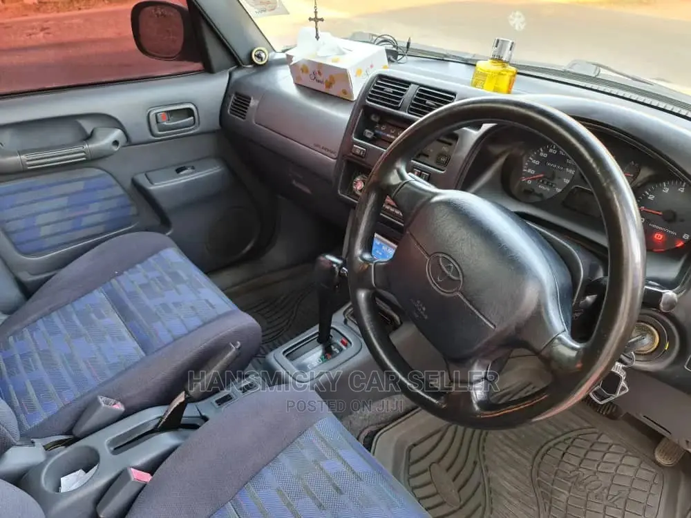 Toyota RAV4 1997 Silver