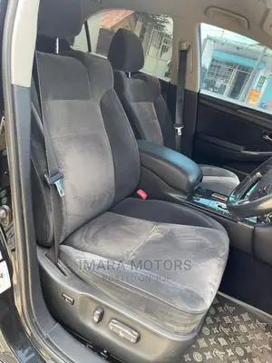 Toyota Crown 2006 Black