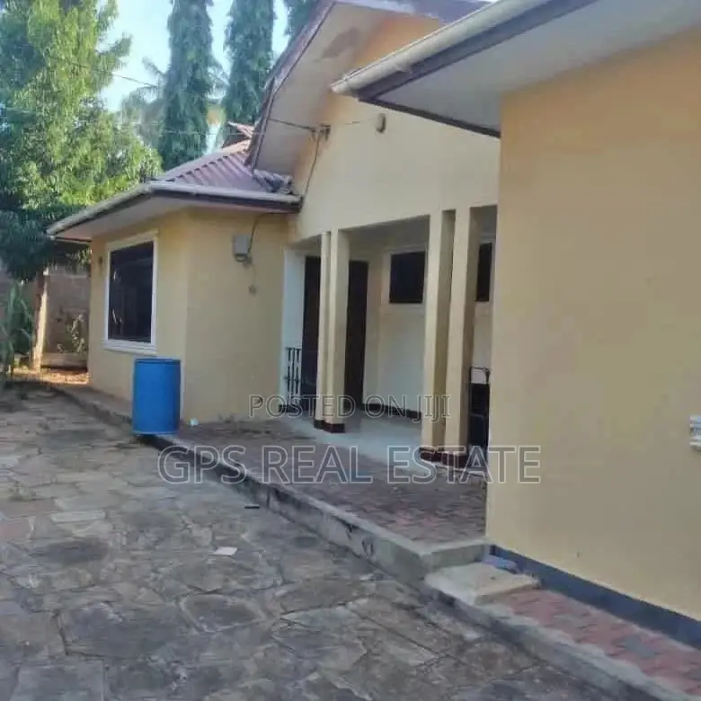 3bdrm House in Evans Mansah, Kigamboni for Sale