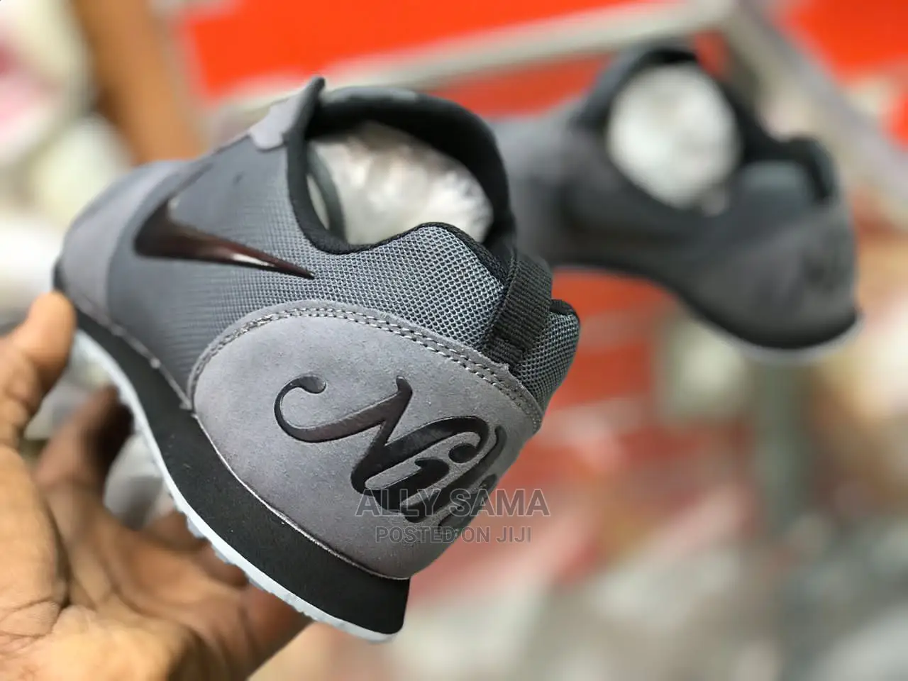 Brand Nike Gray